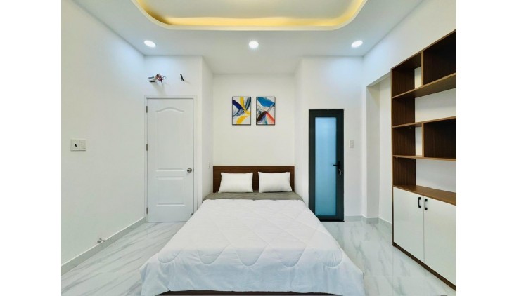 Nhà mới ở ngay đón tết, 3 tầng30m², 2PN, 3WC, Nguyễn Văn Nghi, gần ĐHCN4. 4 x 7.5m. Chỉ 3.85 tỷ